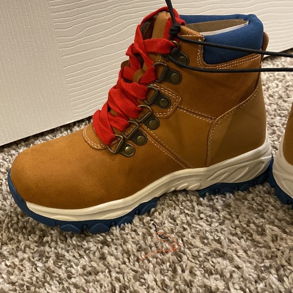 Boys Hiking Boot Size 13 Brown Red Navy - Picture 4 of 11